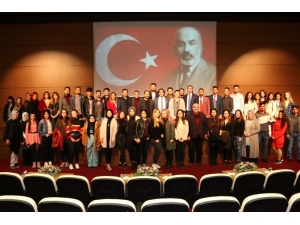 Nevü’de ‘Milletin Sesi Mehmet Akif Ersoy’ Konulu Panel Düzenlendi