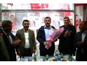 Chp’li Sandal, Bayraklı’da Engellilerle Buluştu