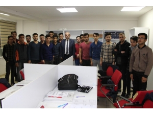 Demirkol Ders Çalışan Öğrencilerle Bir Araya Geldi