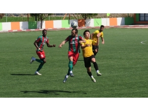 Dikili Ve Foça Belediyespor Maçına Küfürler Damga Vurdu