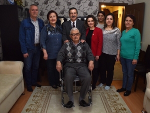 Başkan Ataç Hasta Ziyaretlerini Sürdürüyor