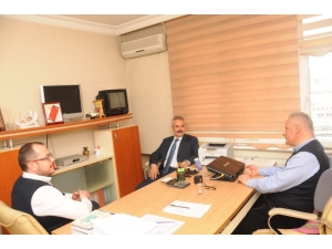 Ak Parti Adayı Uysal, Çalışmalarını Aralıksız Sürdürüyor