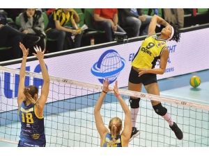 Cev Kadınlar Şampiyonlar Ligi: Scandicci: 1 - Fenerbahçe Opet: 3