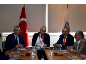 Çekirdeksiz Kuru Üzüm İçin Güç Birliği