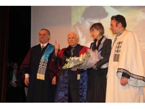 Yüzyılın Beyin Cerrahı Prof. Dr. Yaşargil’e Fahri Doktora Tevdi Verildi