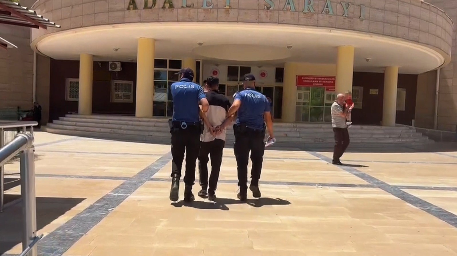 sanliurfa-da-19-yil-6-ay-hapis-cezasi-bulunan-hukumlu-yakalandi
