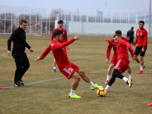 Dg Sivasspor, Fenerbahçe Maçına Hazır