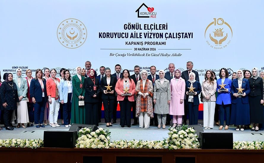 doc-dr-senay-yilmaz-gonul-elcileri-koruyucu-aile-vizyon-calistayi-na-katildi