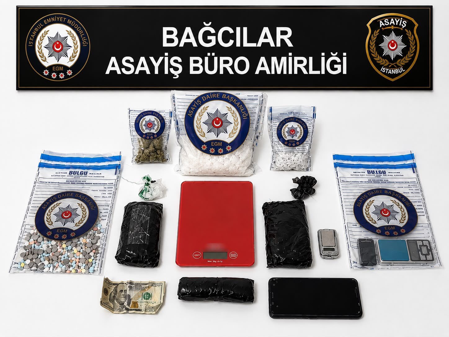 bagcilar-da-uyusturucu-operasyonu-4-gozalti