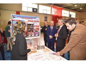 Manisa Fen Lisesi Bilim Fuarı Açıldı