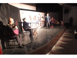 Malazgirt’te "Memleket İstasyonu" Oyunu Sahnelendi