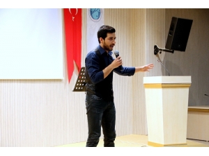 "Bir Hilal Uğruna" Şiir Dinletisi