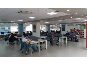 Çoban Mustafa Paşa Kütüphanesi Öğrencilerin Cazibe Merkezi Oldu