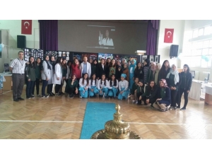 83 Yıldır Kız Öğrencilere Çeşitli Branş Ve Dallarda Eğitim Veriliyor.