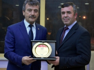 Son Kez Yemekte Bir Araya Geldiler