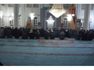 Yeni Zellanda’da Yaşanan Katliam Uşak’ta Kınandı