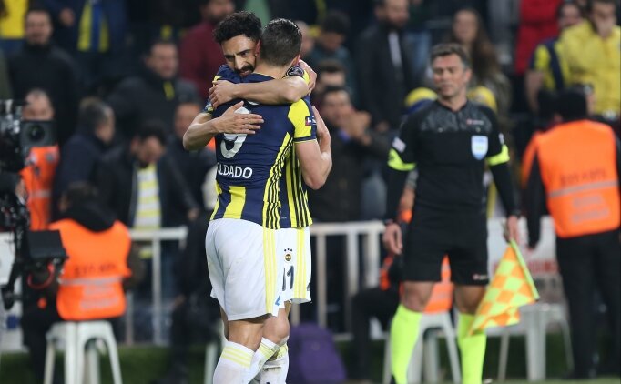 Fenerbahçe'de Galatasaray Maçı Öncesi Kart Tehlikesi