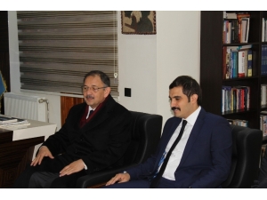 Özhaseki’den Ülkü Ocakları Vakfı Genel Merkezi’ne Ziyaret