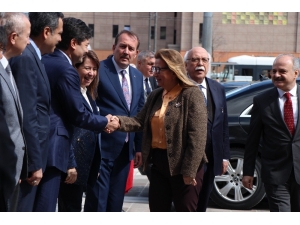 Ticaret Bakanı Pekcan Eskişehir’de