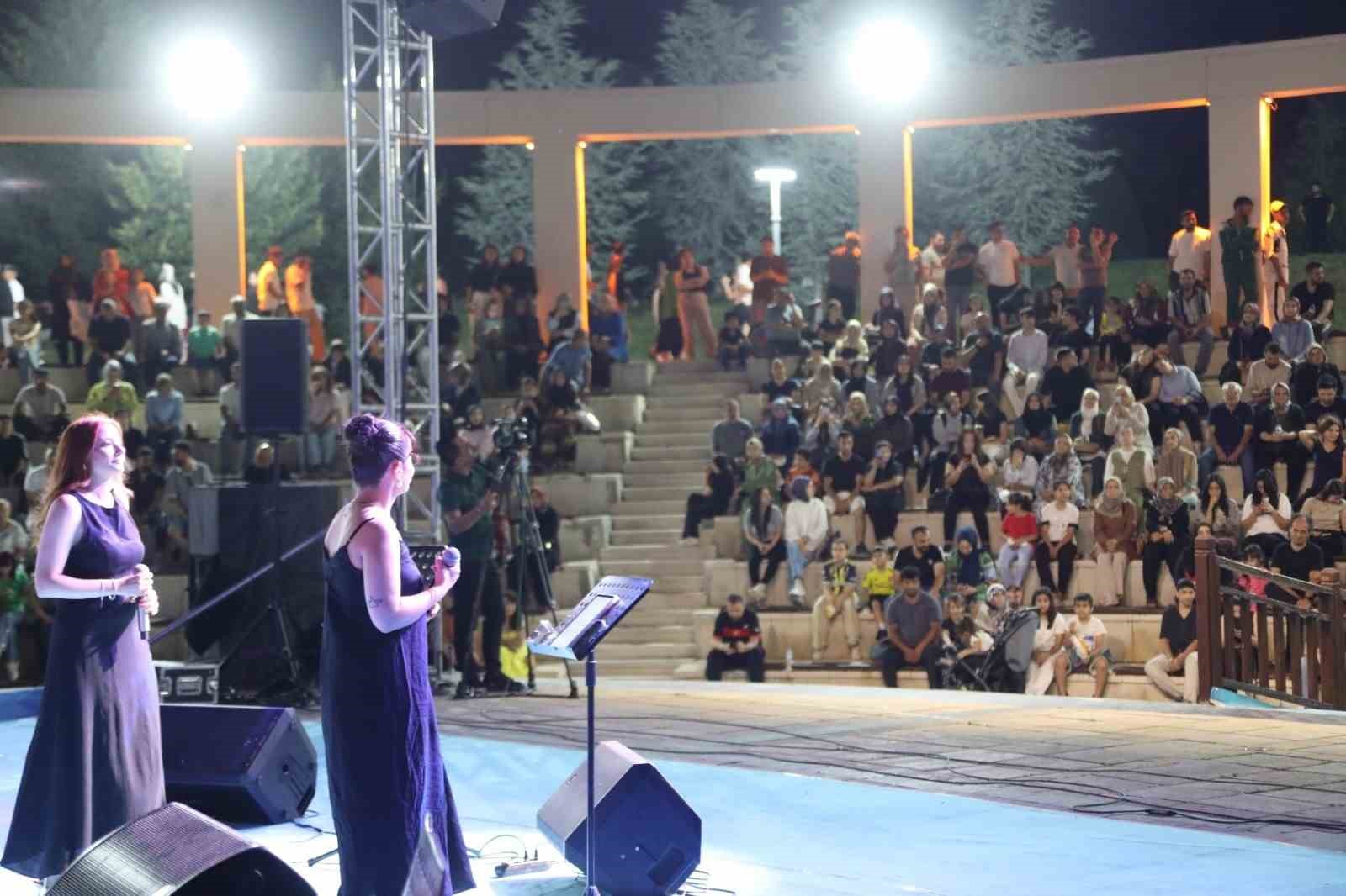 elazig-da-yaz-etkinlikleri-dolu-dolu-geciyor