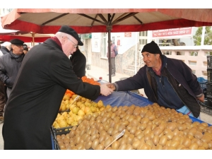 Kazım Kurt Pazar Ziyaretlerine Devam Ediyor