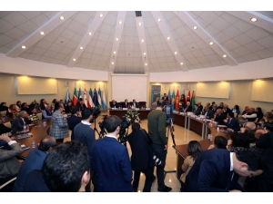 Topçu: “Bir Gün Gelecek; Dilde, Fikirde, İşte Bir Olacağız”