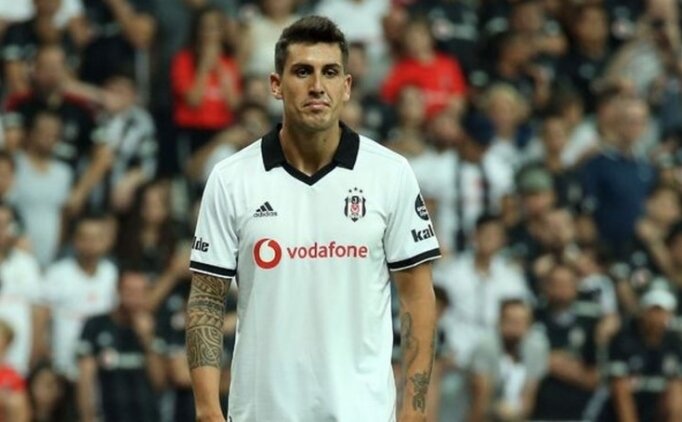 Gonzalo Jara: ''enzo Roco'yu Oynatmıyorlar''