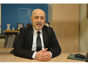 "50 Yaşına Girmiş Herkes Kolonoskopi Yaptırmalı"