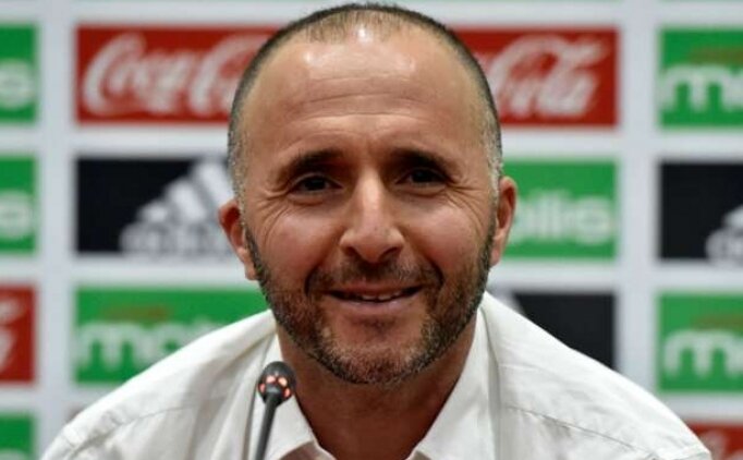 Slimani Ve Benzia'ya Milli Takım Kapısını Kapattı