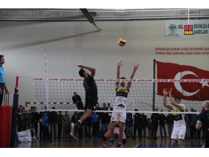 Tvf Erkekler 1. Lig: Solhanspor: 3 - Sorgun Belediyespor: 1