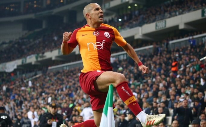 Feghouli Vitesi 5'e Taktı