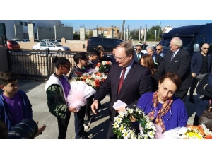 Büyükelçiler Ab Bilim Karavanı’nı Ziyaret Etti