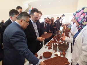 “Çömleğe Hanım Eli Değsin” Projesinin Sergi Töreni Gerçekleştirildi