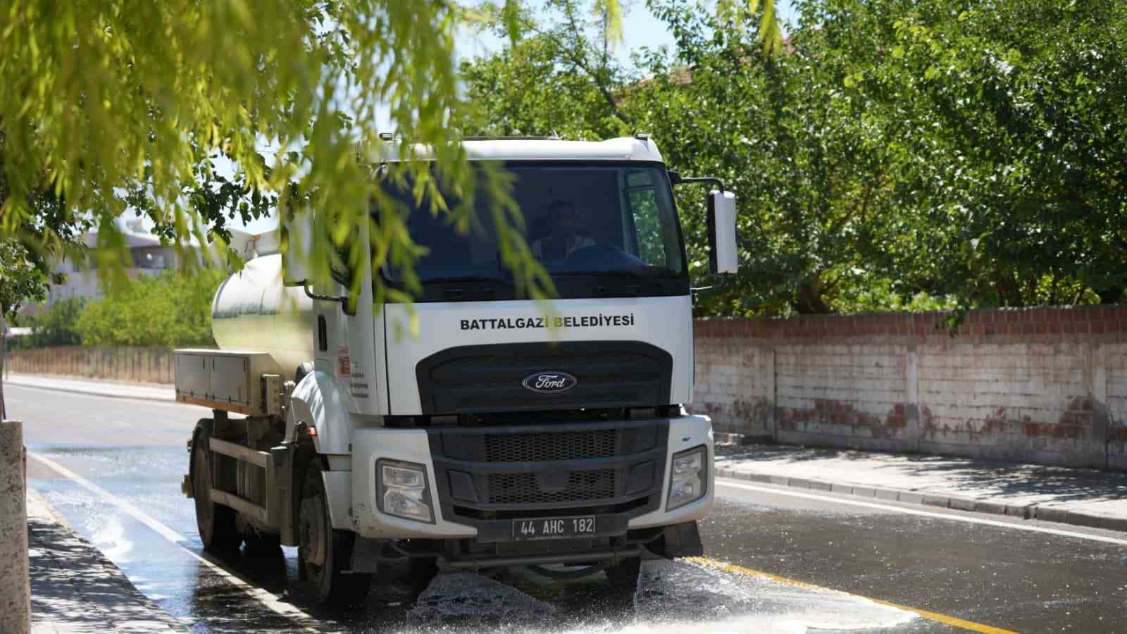 battalgazi-de-temizlik-ve-pazar-denetimleri-suruyor