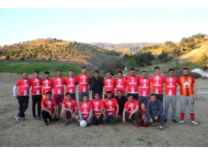 Sarıgöllü Hayırsever Gençleri Sevindirdi