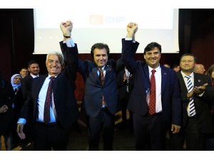 Muğla Büyükşehir Başkanı Gürün, Fethiye’de Sloganlarla Karşılandı