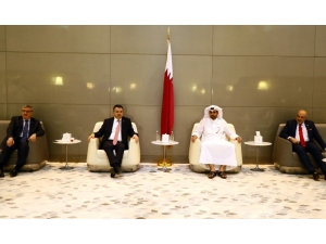 Bakan Pakdemirli Katar’da