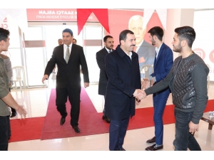 Baydilli Rakibinin Seçim Bürosunu Ziyaret Etti