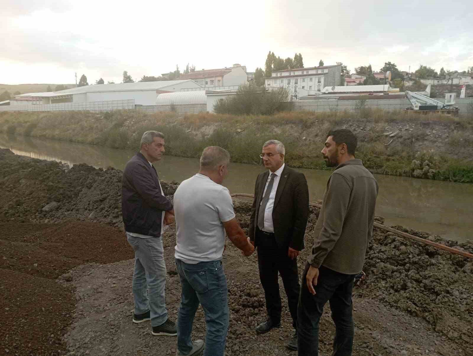 kars-ta-atiksu-icin-kritik-calisma-kollektor-hattinda-calismalar-suruyor