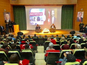 Bakan Kasapoğlu: "Ödediğimiz Kredi Ve Burslar 12 Kat Arttı"