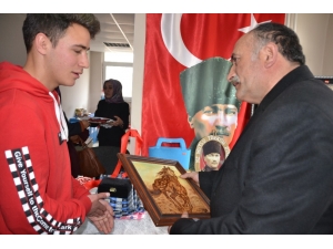 Şenkaya’da Eğitime Destek Kermesi Düzenlendi