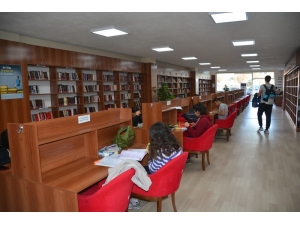 Aliağa’nın Kültür Birikimi: Nadir Nadi Kütüphanesi