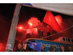 Başkan Adayı Güler, Meşalelerle Karşılandı