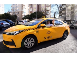 Ak Parti Ataşehir Belediye Başkan Adayı Taksi Şoförü Oldu