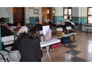 Kütahya Adliyesi Personelinden Kan Bağışı Kampanyasına Destek