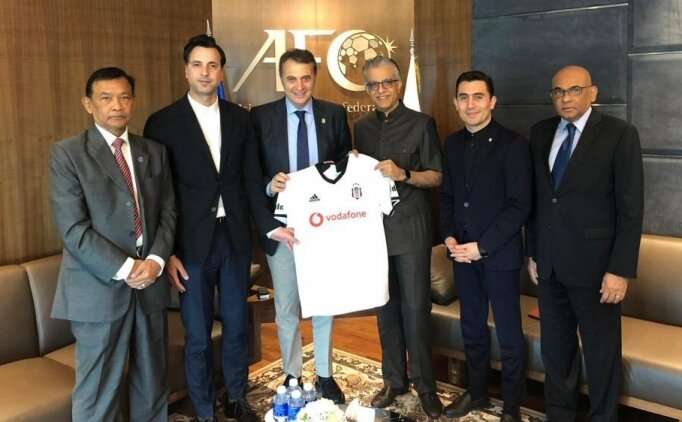 Fikret Orman Bu Kez Malezya'da Görüştü