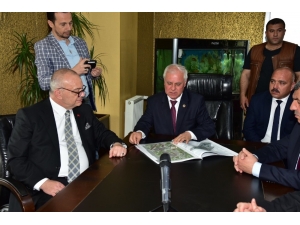 Başkan Ergün Kırkağaç Ve Soma’da Vatandaşlarla Buluştu