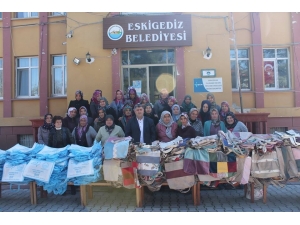 Eskigediz Belediyesi Bez Çanta Dağıtımı
