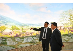 Chp’li Erkan Aydın Fetih Müzesi’ne Hayran Kaldı