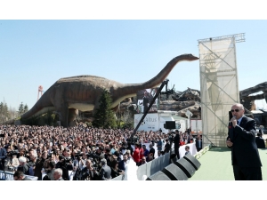 Cumhurbaşkanı Recep Tayyip Erdoğan, "Karşımızda Dörtlü Bir Çete Var, Bunları Kandil Yönetiyor" Dedi.